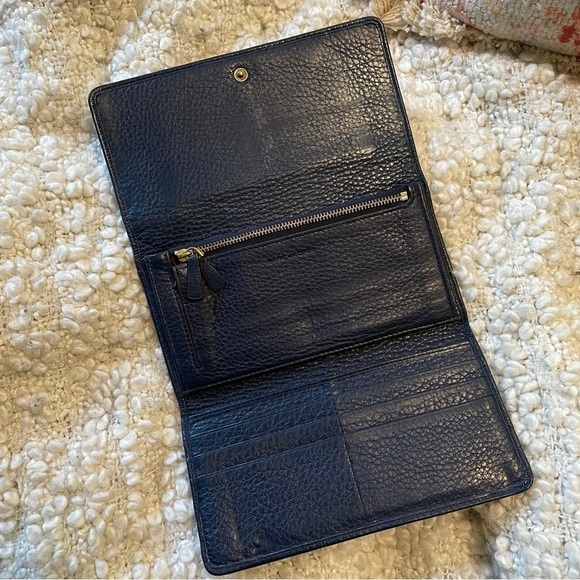MARC Jacobs Blue Leather Wallet - Picture 2 of 6